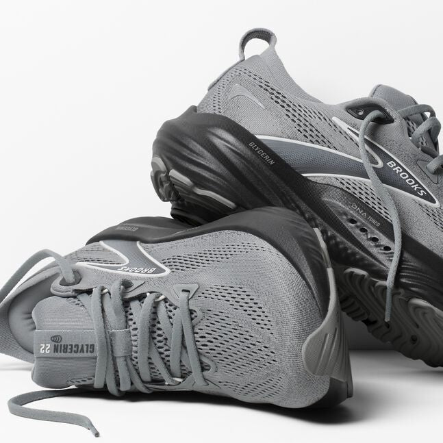 Brooks Men's Glycerin 22 Wide Road-Running Shoe
